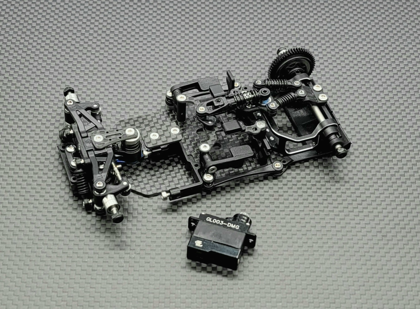 GL-Racing | GLR-GT-001-NES | Chassis | GLR 1/27 RWD Chassis - W/O RX,ESC | Tire Box