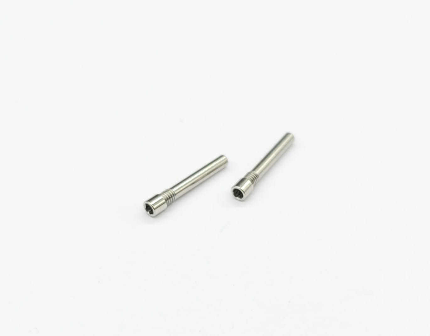 GL-Racing| GLA-Giulia | Giulia rear lower arm pin  | GG-OP-036| Mini-z